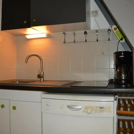 2 Pieces Mezzanine, Piscine, Proche Plage, 2 Terrasses, Bbq, Parking, Calme. - Fr-1-225d-323 Holiday home
