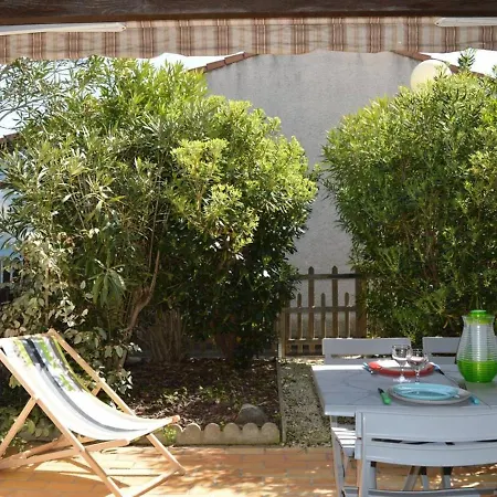 2 Pieces Mezzanine, Piscine, Proche Plage, 2 Terrasses, Bbq, Parking, Calme. - Fr-1-225d-323 Holiday home
